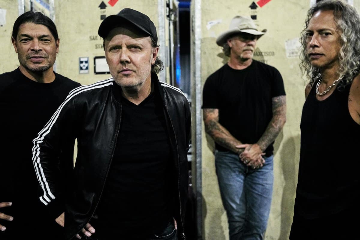 You are currently viewing METALLICA