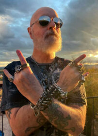 Read more about the article Rob Halford – ο Metal God κλείνει τα 72 του χρόνια
