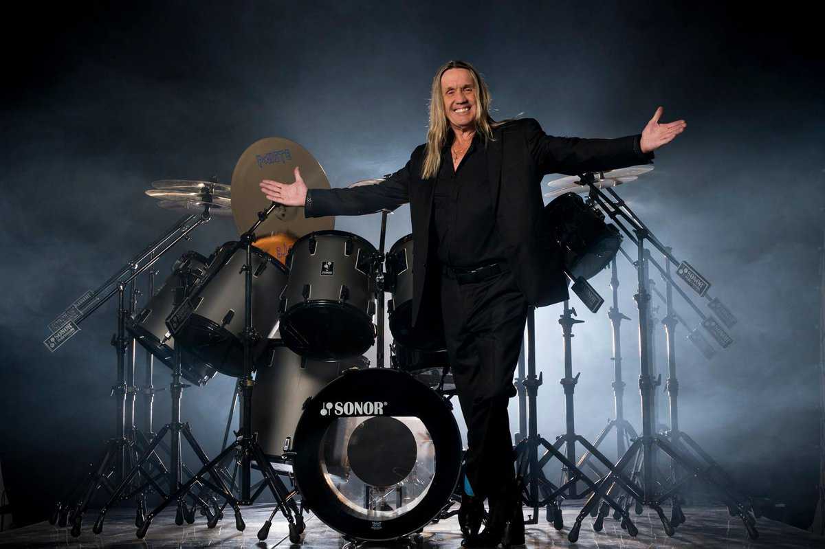 You are currently viewing Nicko McBrain: Ο Drummer των Iron Maiden υπέστη εγκεφαλικό επεισόδιο όπως αποκάλυψε ο ίδιος
