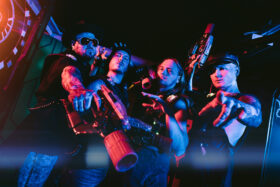 Read more about the article ONE MORNING LEFT – “Neon Inferno (Paradise)” νέο single(video)