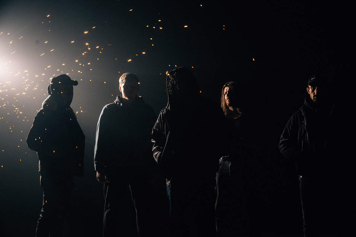 Read more about the article Οι Half Me κυκλοφορούν το νέο single “Concrete Ceiling”