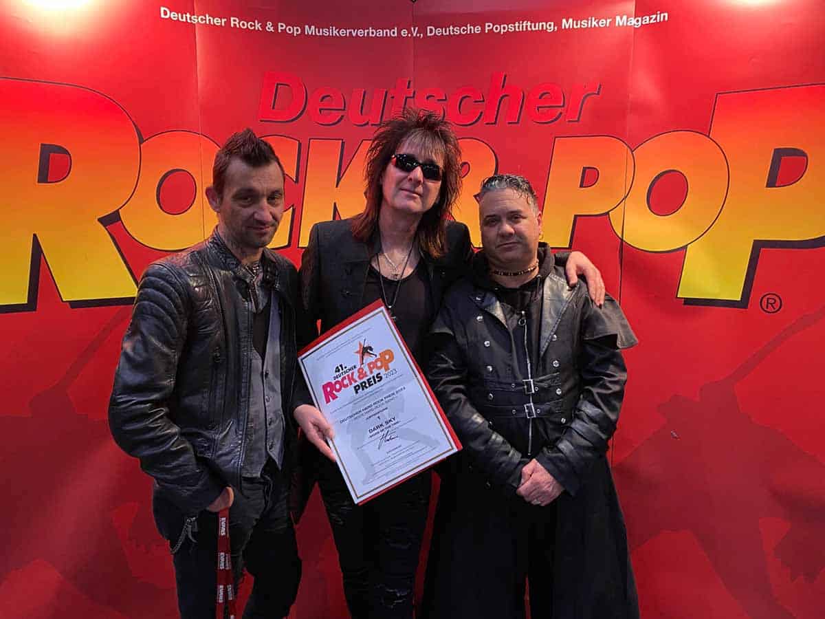 Read more about the article Οι DARK SKY κέρδισαν το German Rock & Pop Award “Best Hard Rock Band 2023”
