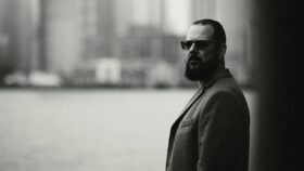 Read more about the article Ο Ihsahn κυκλοφόρησε το τρίτο και τελευταίο single από το επερχόμενο ομώνυμο άλμπουμ του!!