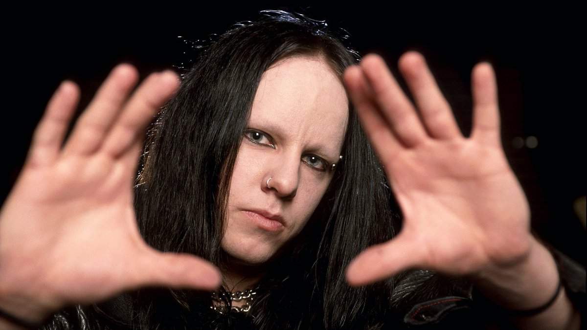 Read more about the article Οι αποδέκτες της περιουσίας του JOEY JORDISON μηνύουν τους Slipknot για επωφελές κέρδος από τον…