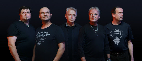 Read more about the article Οι Cobra 1981 κυκλοφόρησαν το πολυαναμενόμενο ντεμπούτο άλμπουμ τους το οποίο αναμενόταν για περισσότερα από…