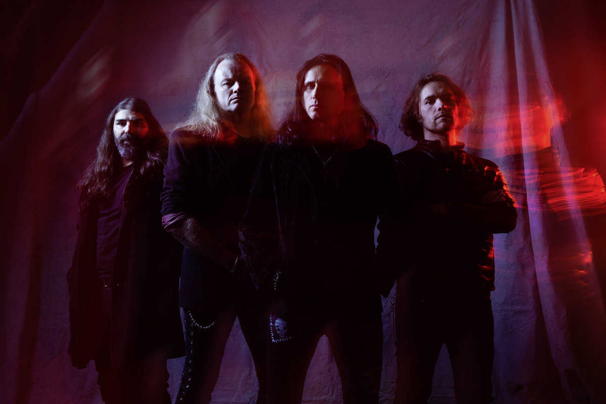 Read more about the article FIREWIND are working on a new album according to Gus G.