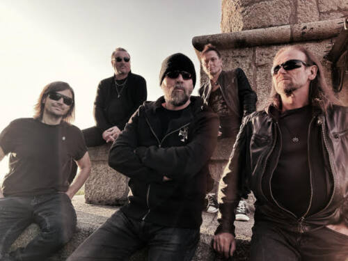 Read more about the article Οι VOICE παρουσιάζουν το “Schizo Dialogues” video single από το επερχόμενο νέο άλμπουμ “Holy Or Damned”!