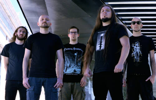Read more about the article Οι WORMED συνεχίζουν το κοσμικό ταξίδι με το single “Protogod”