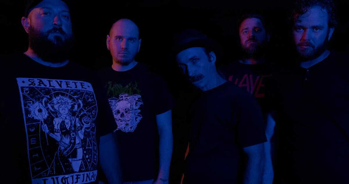 Read more about the article Οι Desert Death metallers CURSED BLOODLINES κυκλοφορούν το νέο single “THE RATS IN THE WALLS”