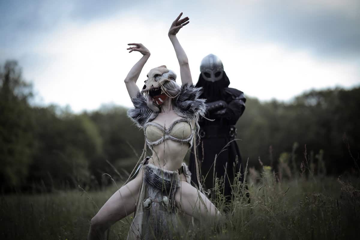 Read more about the article Οι EIHWAR χτυπούν το τύμπανα του πολέμου στο “Berserk (Viking War Trance Reforged)”