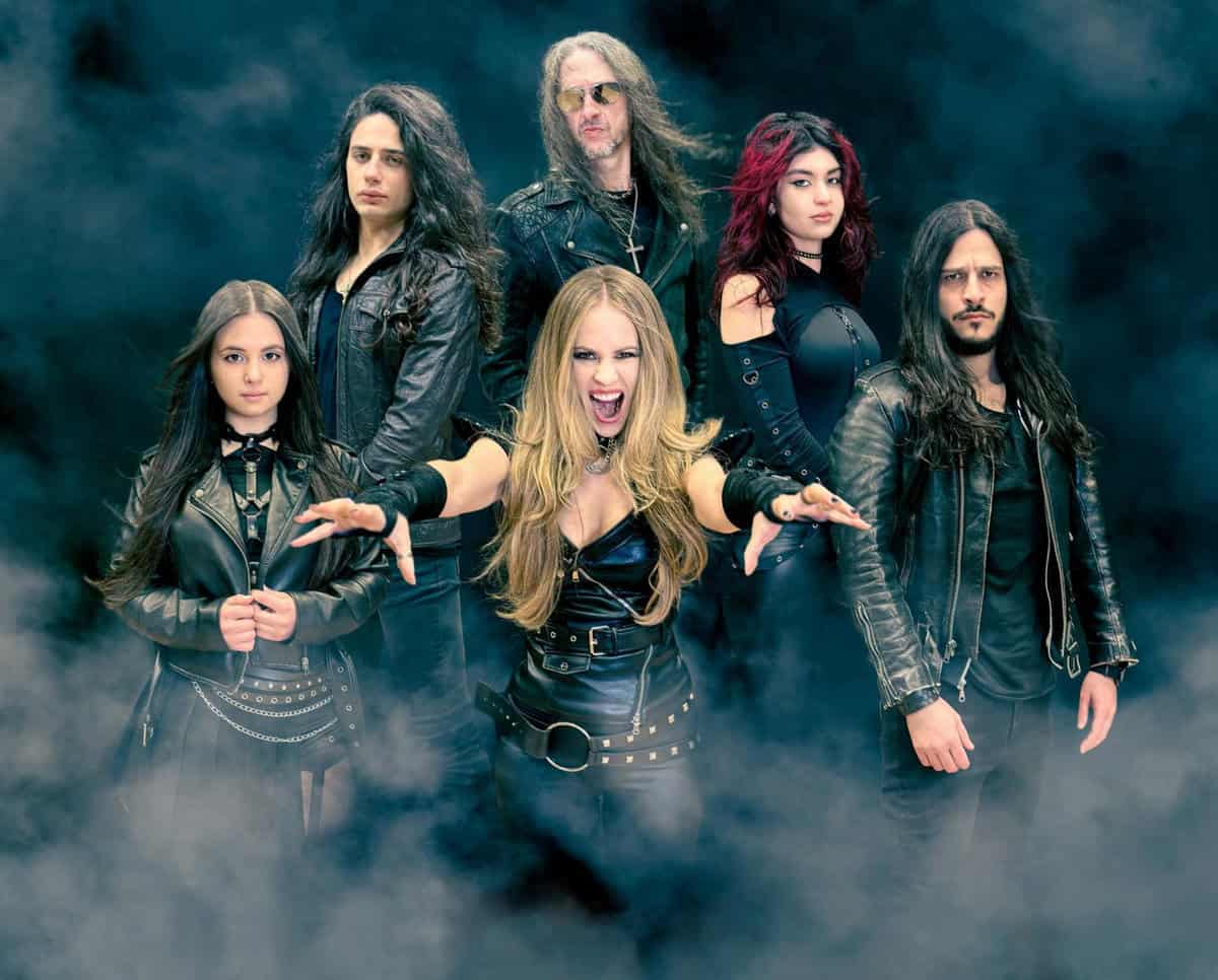 Read more about the article Η ανερχόμενη Power Metal μπάντα FROZEN CROWN ανακοινώνει το νέο της άλμπουμ “War Hearts” που…
