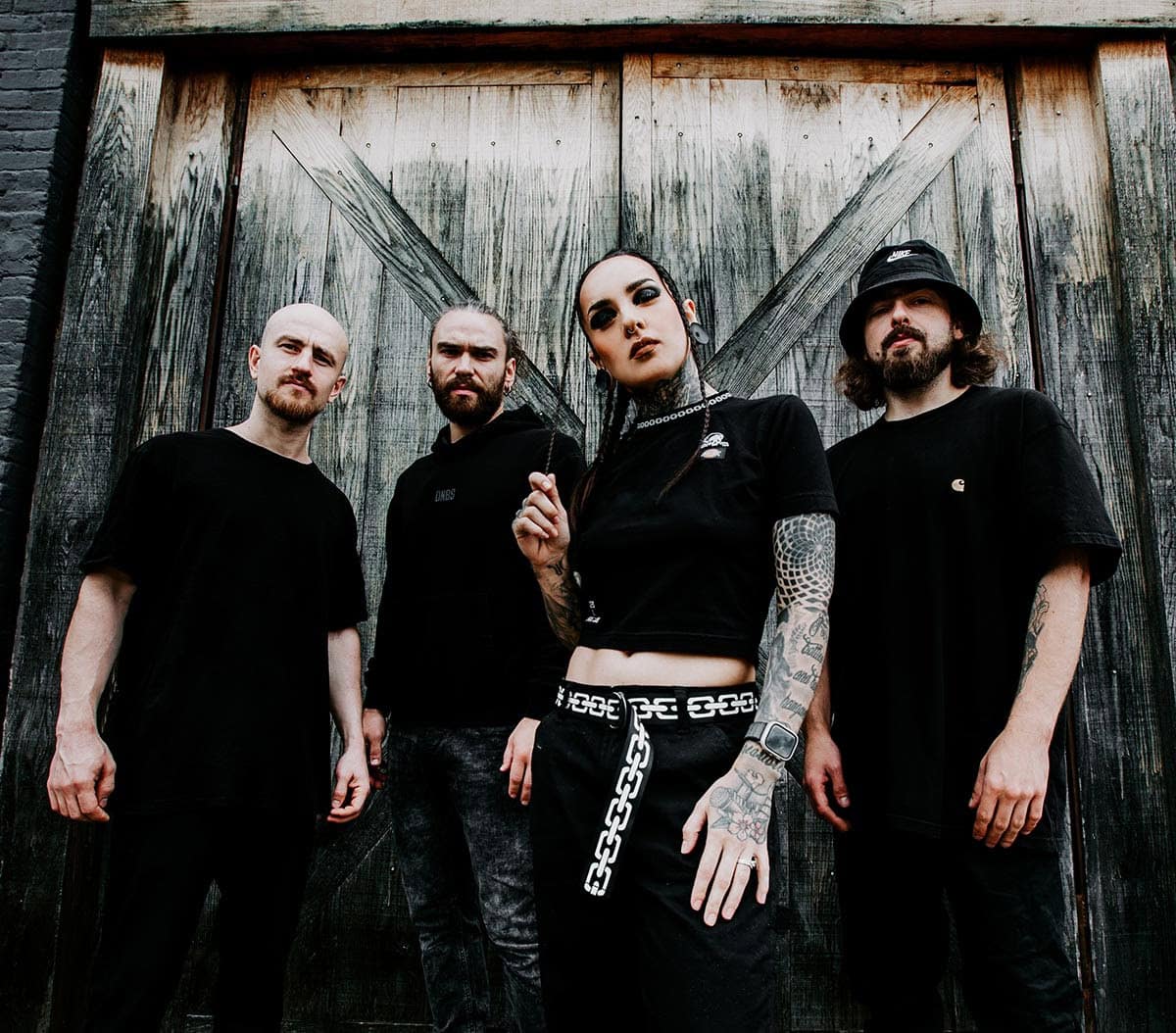 Read more about the article Οι Ουκρανοί modern progressive metallers JINJER εκπλήσσουν με το νέο single και music video “Someone’s…