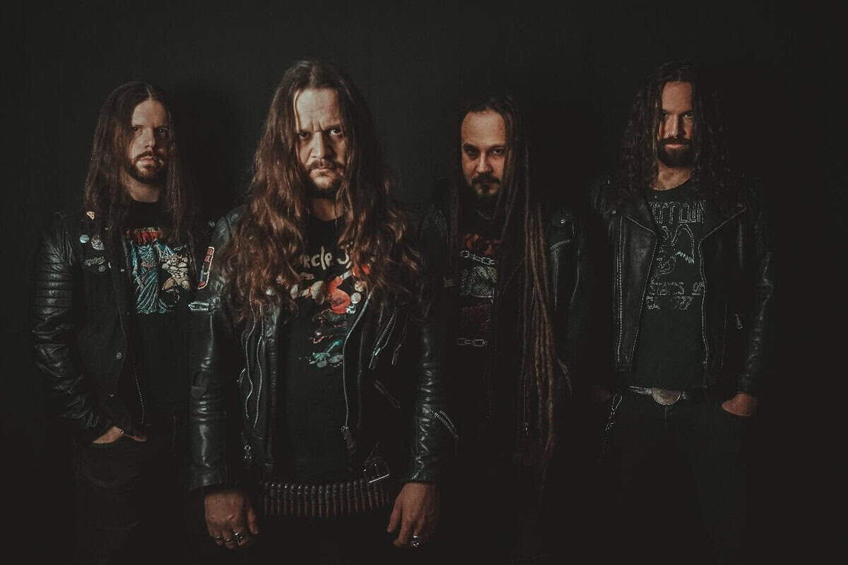 Read more about the article Οι ανερχόμενοι blackened speed metallers KNIFE κυκλοφορούν το δεύτερο single “Metalized Blood” μαζί με ένα…