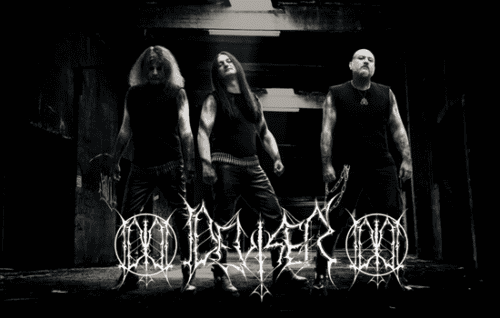 Read more about the article Οι Deviser παρουσιάζουν νέο lyric video για το “The Rape Of Holiness”