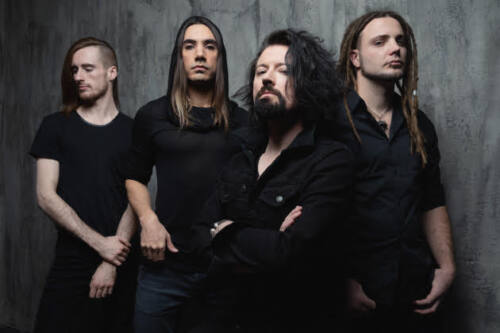 Read more about the article Οι NEONFLY αποκαλύπτουν το μουσικό βίντεο “Live at Ripollet Rock”!