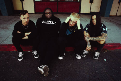 Read more about the article Οι Nu Metal πρωτοπόροι TETRARCH κυκλοφορούν το πρώτο τους νέο single “Live Not Fantasize” μετά από τρία χρόνια!