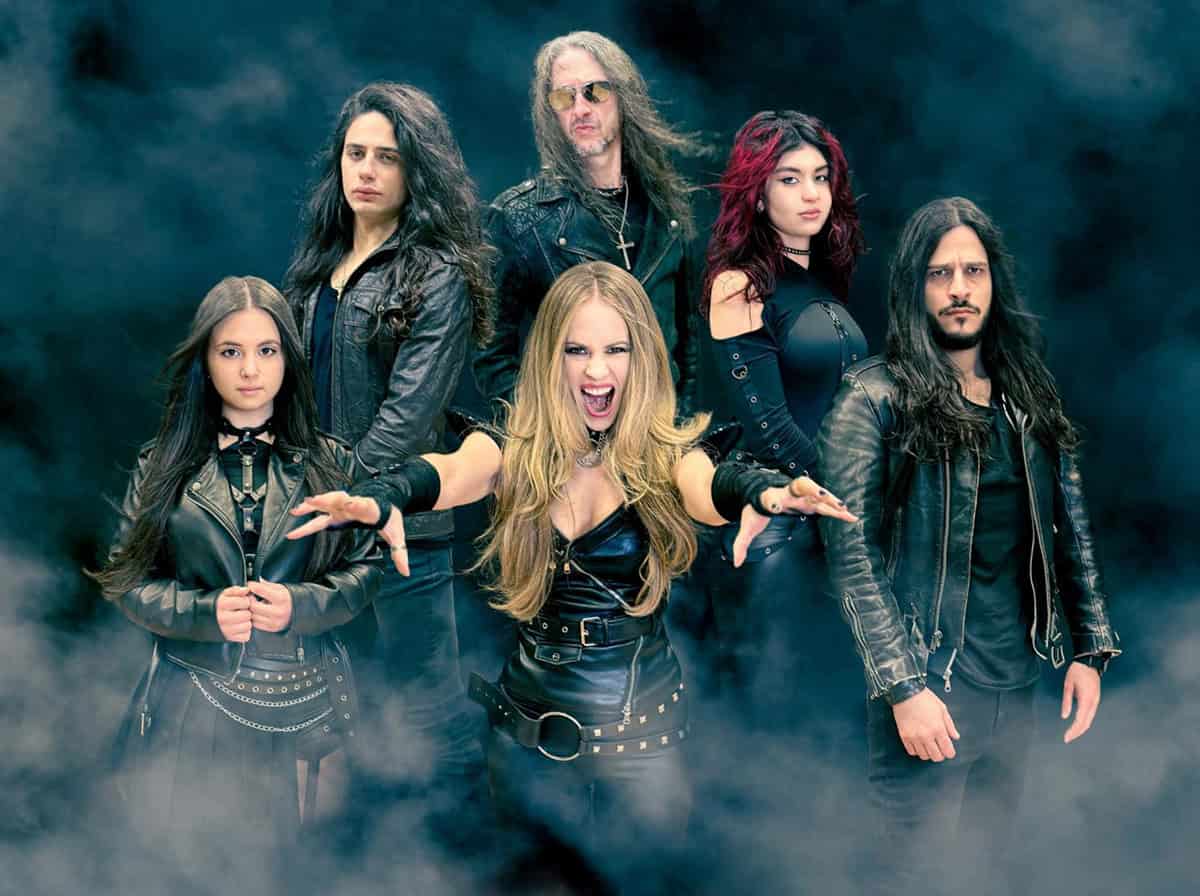 Read more about the article Η power metal μπάντα FROZEN CROWN κυκλοφορεί το κιθαριστικό official music video “I Am The…