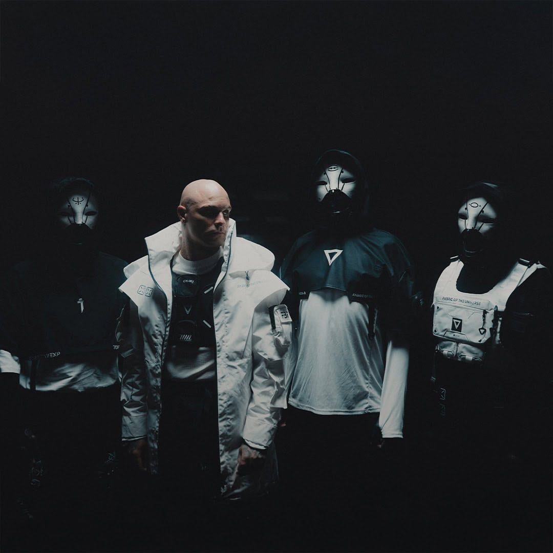 Read more about the article Οι AVIANA προβάλλουν το νέο video single “Father”
