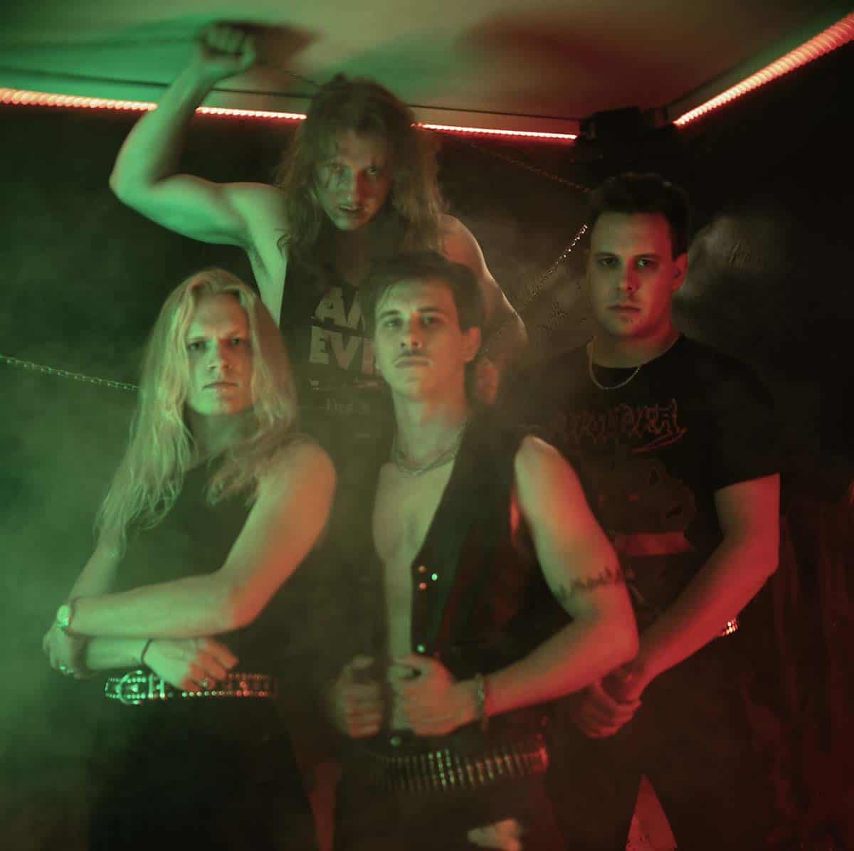 Read more about the article Οι AXETASY παρουσιάζουν το νέο τους βίντεο στο Metal.de