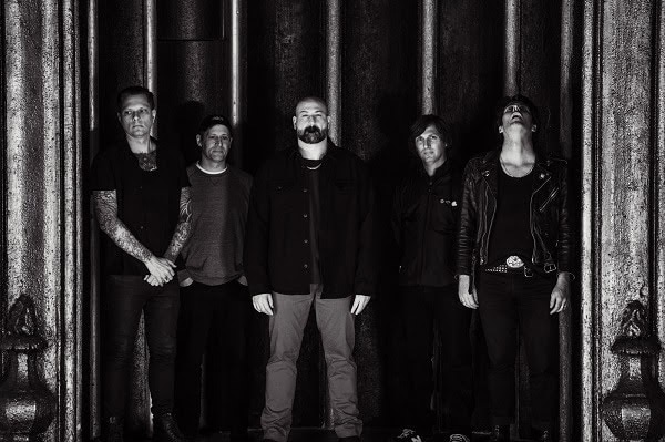 Read more about the article Οι POISON THE WELL παρουσιάζουν το «Trembling Level» νέο τραγούδι μετά από 15 χρόνια
