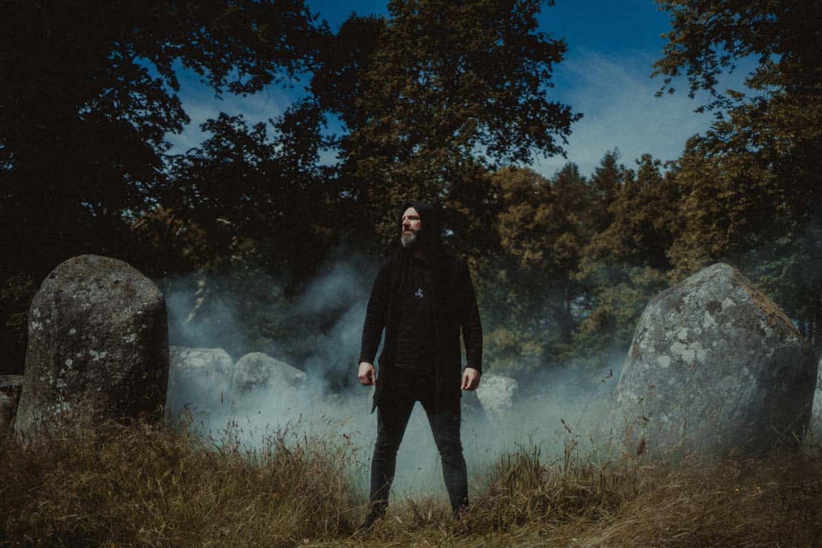 Read more about the article Οι SAOR κυκλοφορούν το κομμάτι «The Sylvan Embrace» Feat. Jo Quail