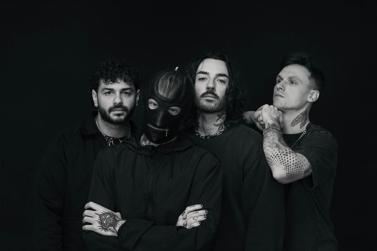 Read more about the article Οι The Dark (με τον Alan Ashby των Of Mice and Men) κυκλοφορούν το νέο…