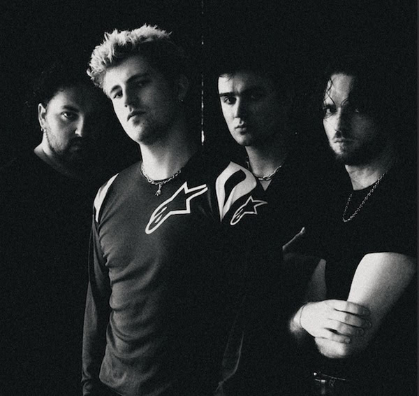 Read more about the article Οι THORNHILL ανακοινώνουν τολμηρό νέο άλμπουμ “Bodies” και κυκλοφορούν το εκρηκτικό νέο video single “Silver…