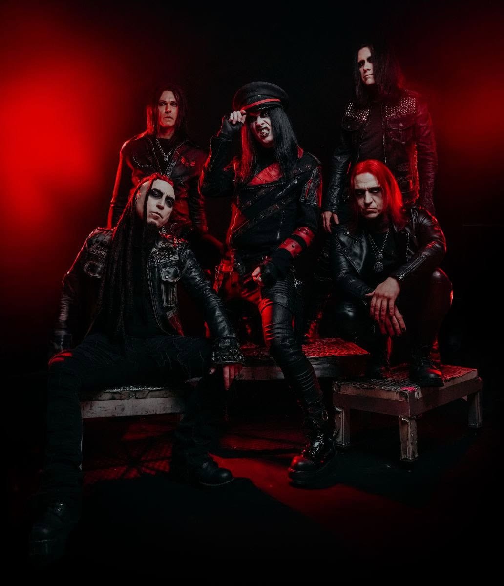 Read more about the article WEDNESDAY 13 – παρουσιάζουν ένα ανατριχιαστικό music video για το νέο single “In Misery”