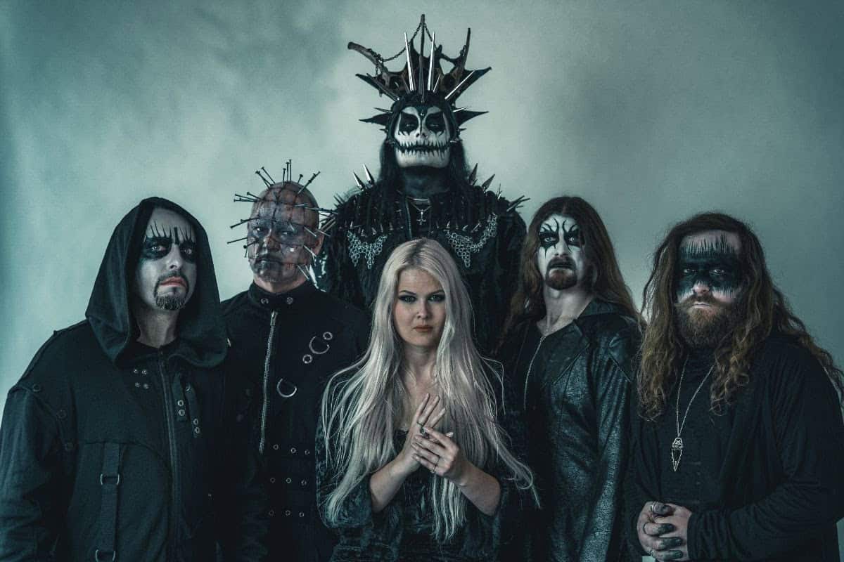 Read more about the article Οι CRADLE OF FILTH κυκλοφορούν το τρίτο Single “White Hellebore”  νέο μουσικό βίντεο
