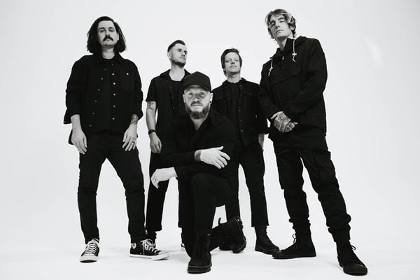 Read more about the article Οι We Came As Romans παρουσιάζουν επίσημο βίντεο για το «Bad Luck»