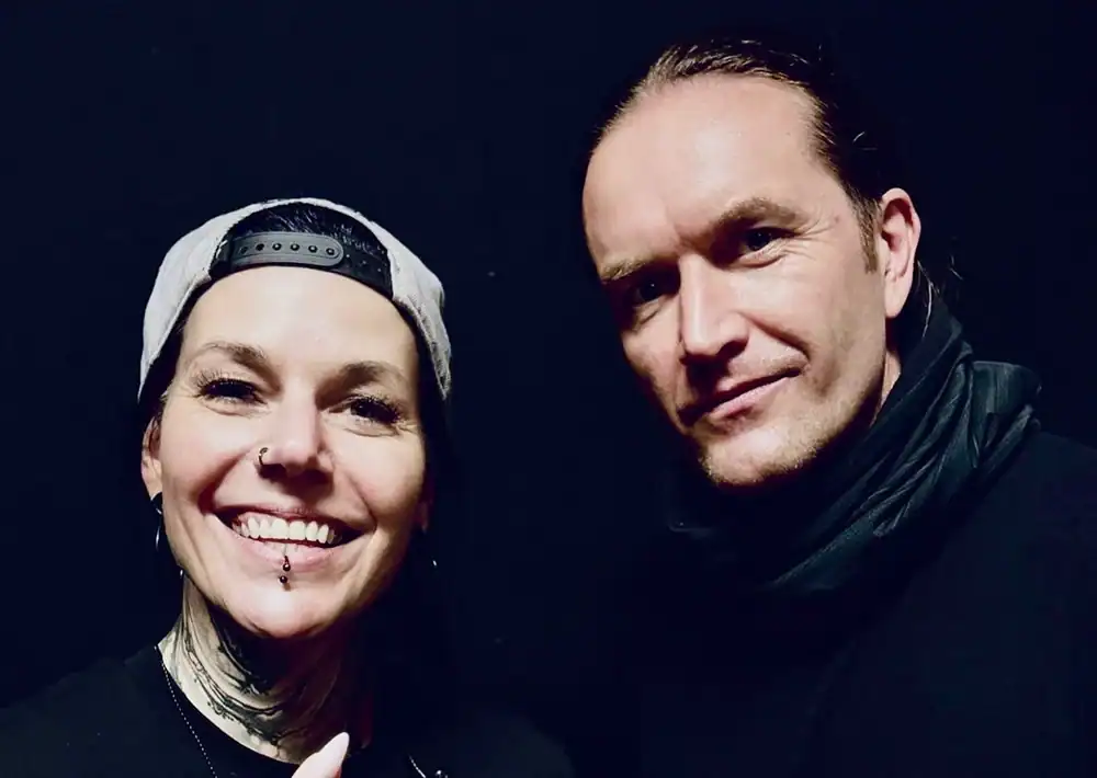 Read more about the article HEAVEN SHALL BURN: Η τραγουδίστρια Britta Görtz των HIRAES αναλαμβάνει προσωρινά τα φωνητικά στις επερχόμενες…