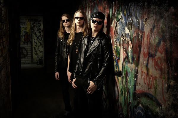 Read more about the article Οι BLOODY MOON παρουσιάζουν το νέο τους single “Deadly Rendezvous” από το επερχόμενο άλμπουμ “Lost…
