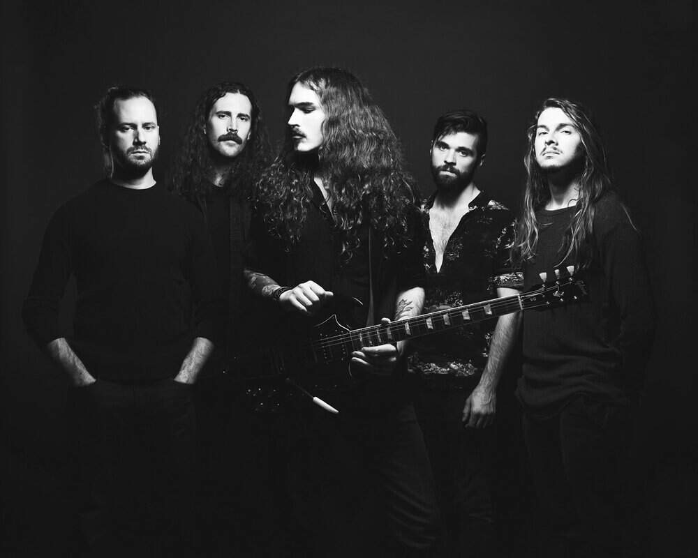 Read more about the article Οι Bastion Rose ανάβουν με το δεύτερο single «Cinnamon Fire»