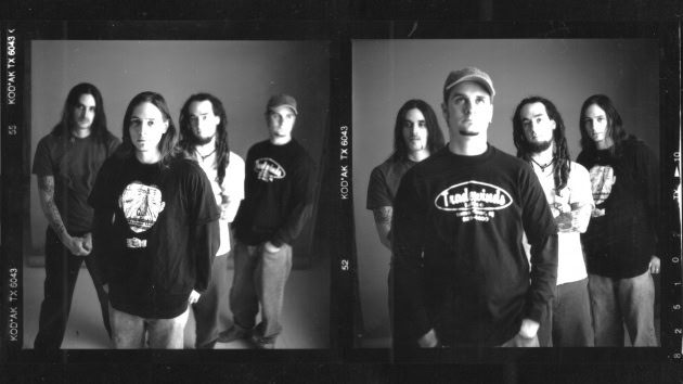 Read more about the article SOLACE: Kυκλοφορία του single “Heavy Birth/2-Fisted (Distanced from Reality version)” απο την επανέκδοση του ντεμπούτου…