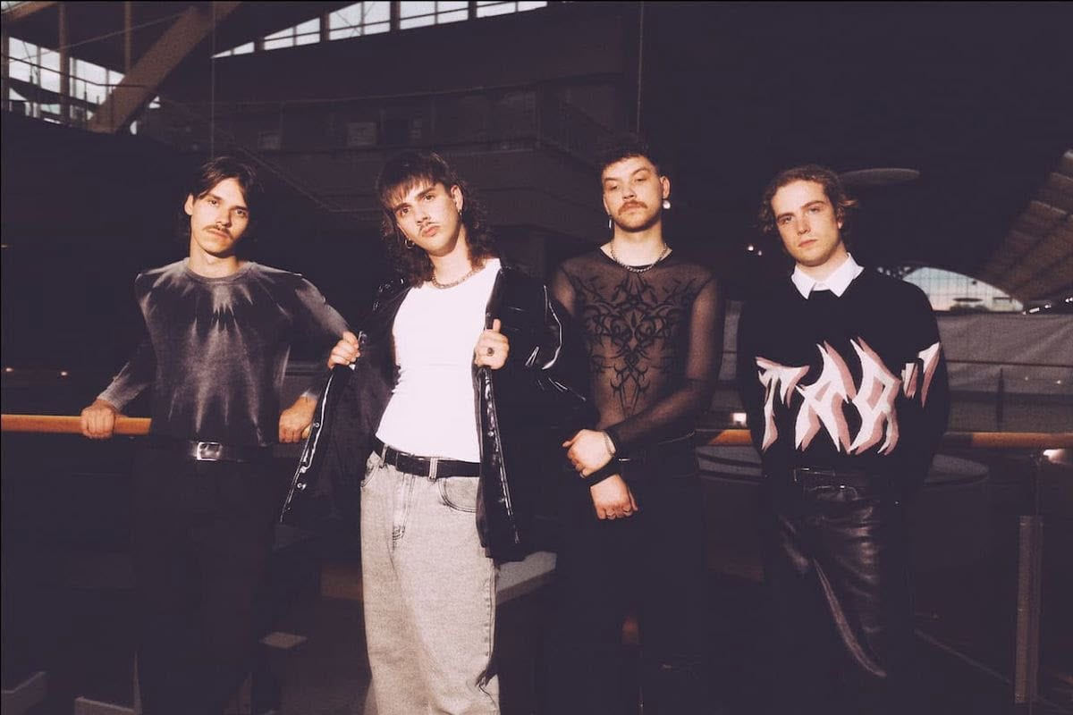 Read more about the article Η ανερχόμενη metalcore μπάντα Avralize κυκλοφορεί το νέο της single «medicine»