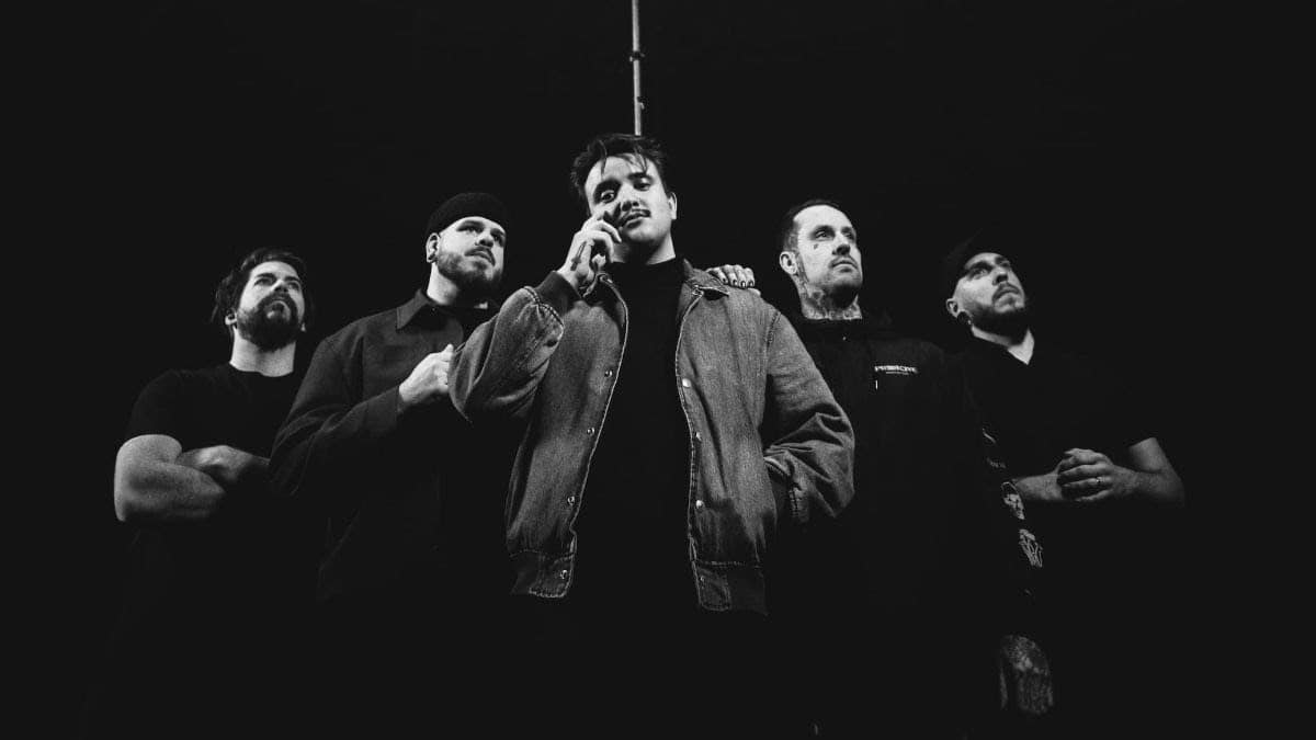 Read more about the article Η metalcore μπάντα Vicious Rain κυκλοφόρησε το νέο της single «Spitting Blood Again».