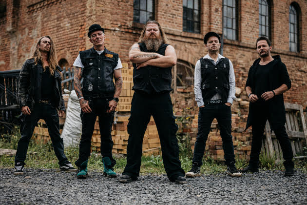 You are currently viewing RAUHBEIN Returns with emotional new single “1000 Meilen”!