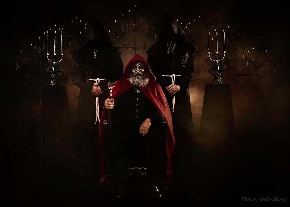 Read more about the article Οι THE MAGUS αποκαλύπτουν λεπτομέρειες για το νέο τους άλμπουμ με τίτλο “Daemonosophia”.