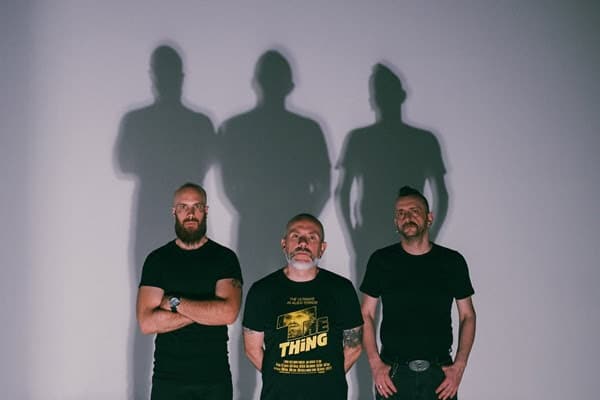 Read more about the article Greek Heavy Rockers NIGHT RESIDENT announce new album “Total Obscurity” and video for lead single “Into the Graveyard”