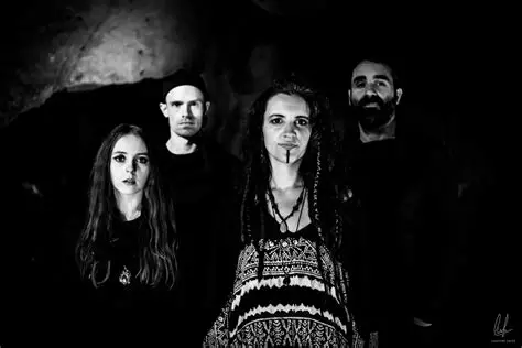 Read more about the article Το ατμοσφαιρικό doom project PTOLEMEA ανακοινώνουν το νέο τους άλμπουμ “Kali” και κυκλοφορούν το βίντεο για το “Guilhotina”