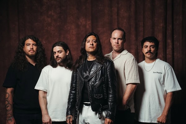 Read more about the article HAIL THE SUN unveil highly anticipated new album “cut. turn. fade. back.”