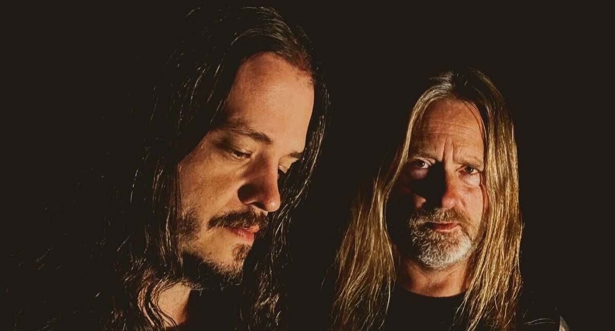 Read more about the article Οι COLD COMMUNION (DAYLIGHT DIES and ALCHEMY OF FLESH) κυκλοφορούν το ντεμπούτο single τους, “Pyrocene”