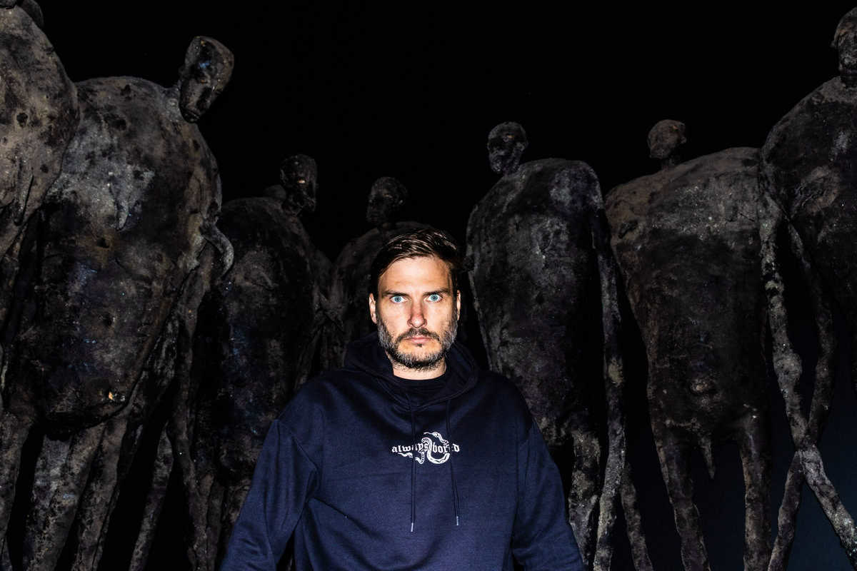 You are currently viewing Οι Bizarrekult στοιχειώνουν τα όνειρά σας με το νέο τους single “Drøm”.