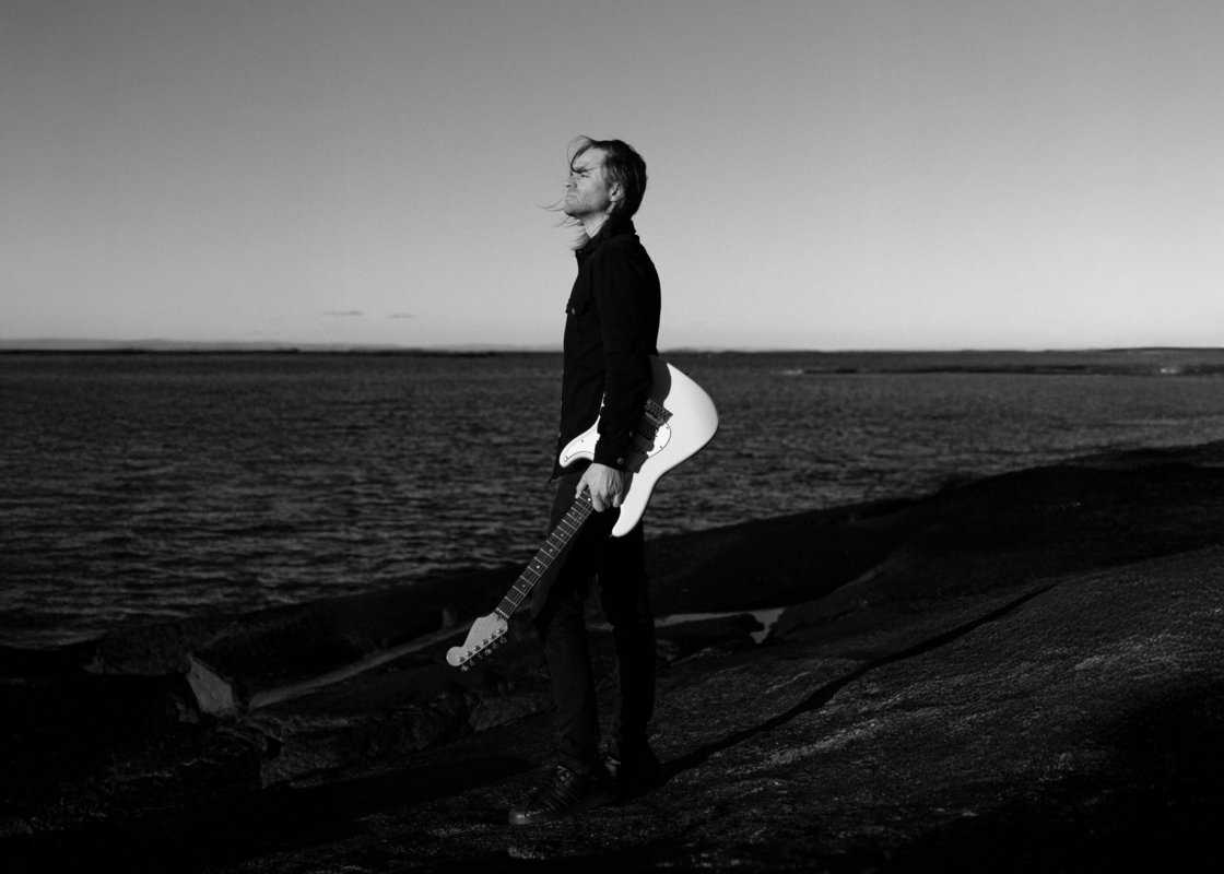 Read more about the article Season of Mist sign Via Doloris