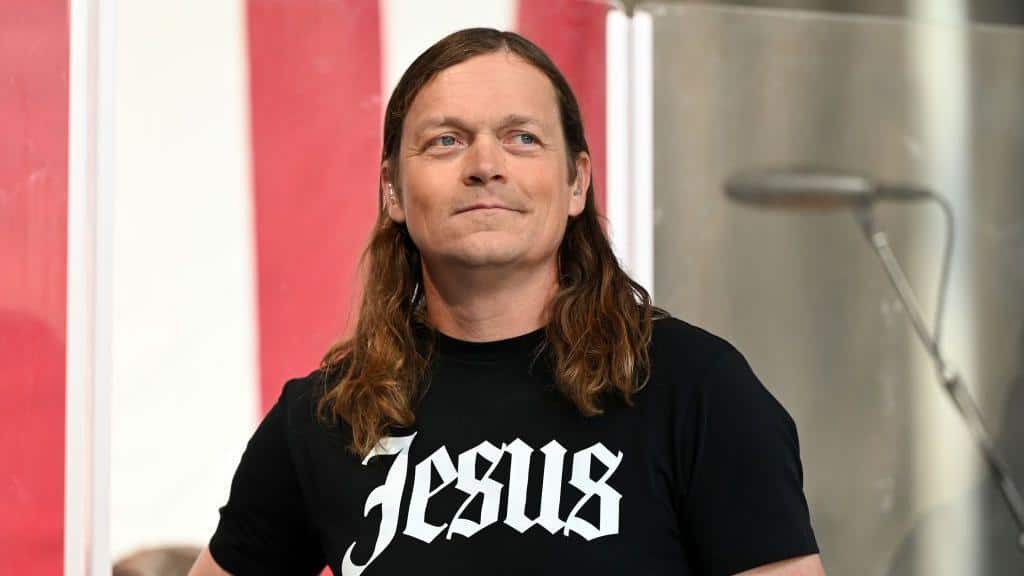 Read more about the article Brad Arnold, lead singer of rock band 3 DOORS DOWN, dies at 47