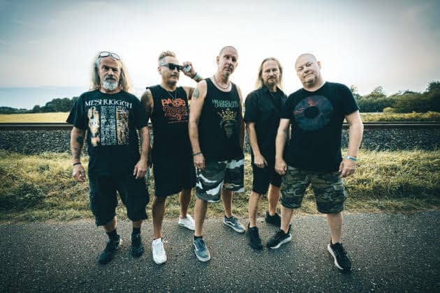 Read more about the article Οι CLAWFINGER κυκλοφορούν νέο single με τίτλο «Going Down (Like Titanic)».