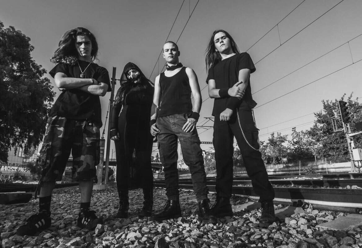 Read more about the article Οι Panic Alarm κυκλοφόρησαν το νέο single “Shadow Show”