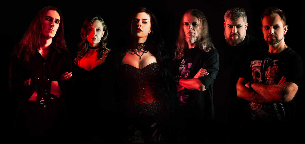 Read more about the article BELLE MORTE releases live acoustic cover of “Kiss Me You Animal”