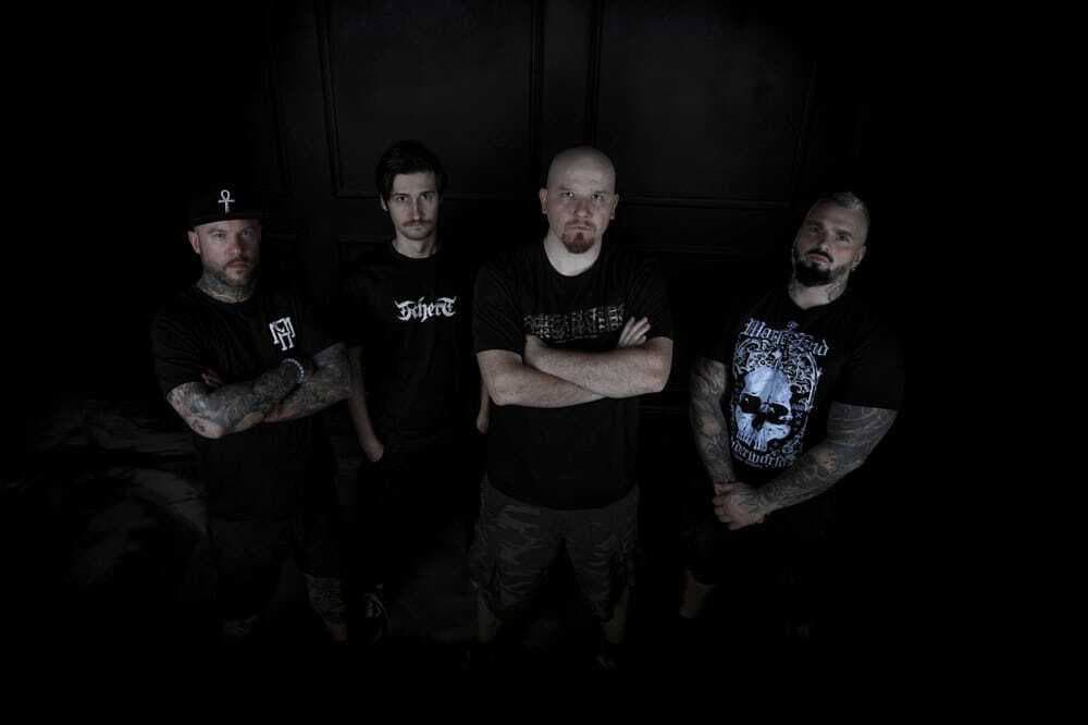 Read more about the article Czech band Crippled Fingers release new single “Unbroken”