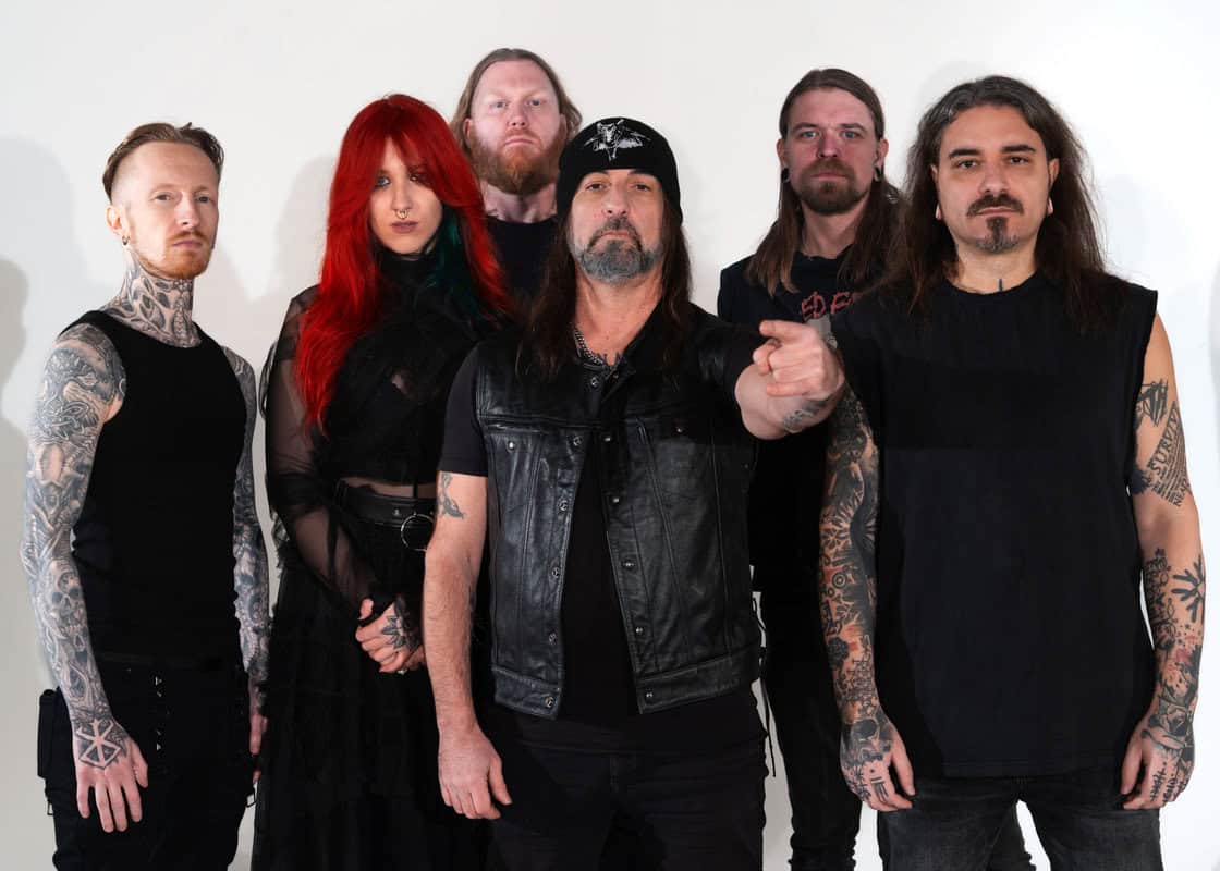 Read more about the article Unverkalt Unveil Heavy, Heartfelt New Album ‘Héréditaire’